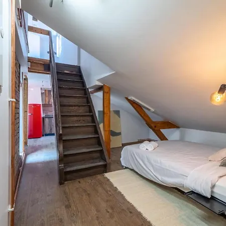 Jacob Residence, Loft Old Riga, 6 Sleeps Apartment Riga